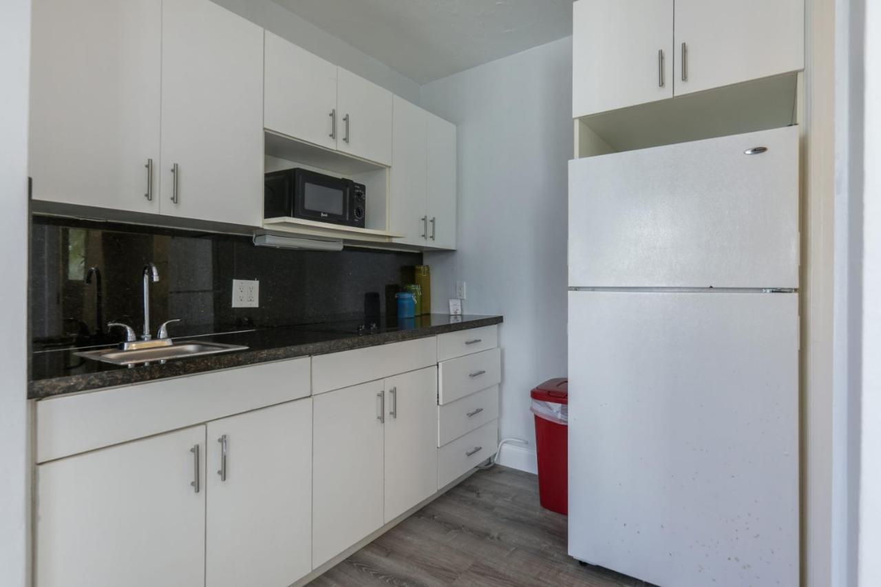 Hollywood Broadwalk Oceanside Hotel 외부 사진